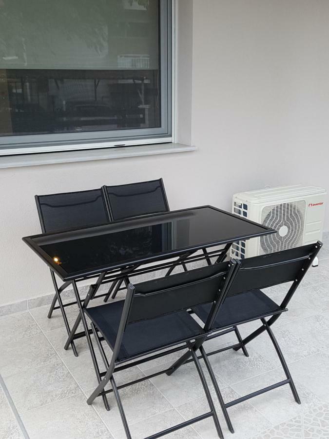 Fantastic Four Apartments Néoi Epivátai Eksteriør billede