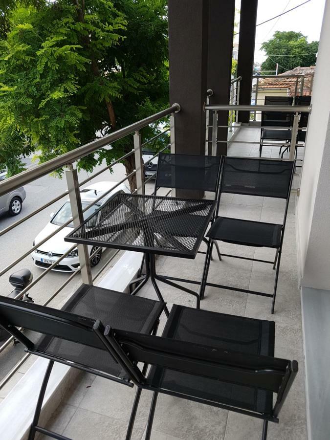Fantastic Four Apartments Néoi Epivátai Eksteriør billede