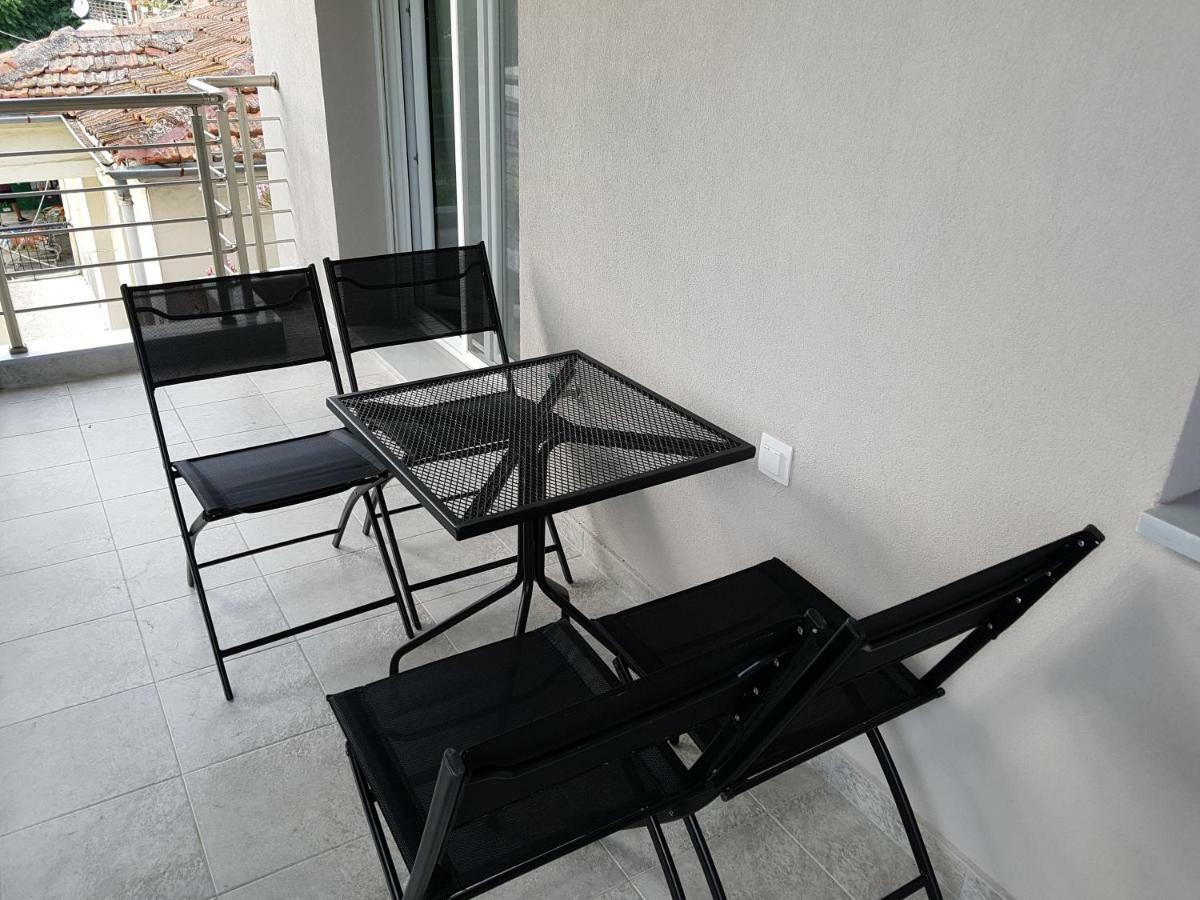 Fantastic Four Apartments Néoi Epivátai Eksteriør billede